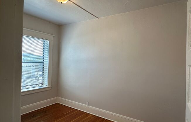 1 bed, 1 bath, 455 sqft, $1,095, Unit 310