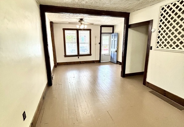 821 5 ST