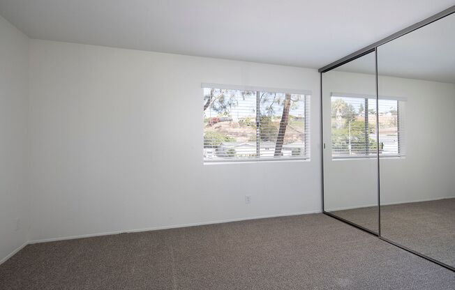 2 beds, 2 baths, $2,295, Unit 5650-03
