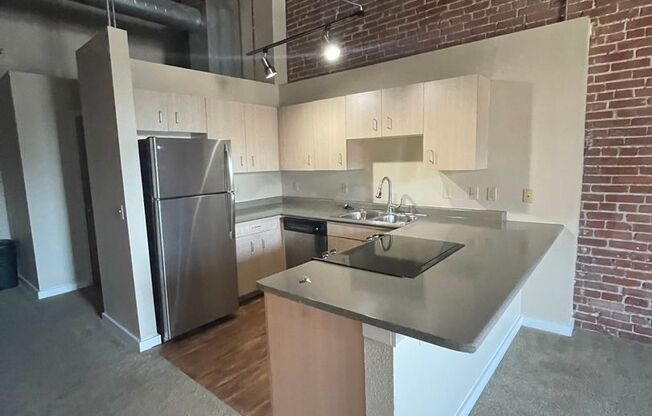 1 bed, 1 bath, 720 sqft, $1,195, Unit 411