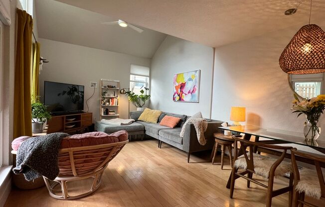 Nature’s Paradise in Shanahan Ridge - Fully Furnished