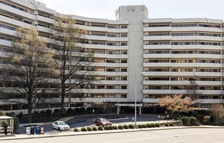 5300 COLUMBIA PIKE