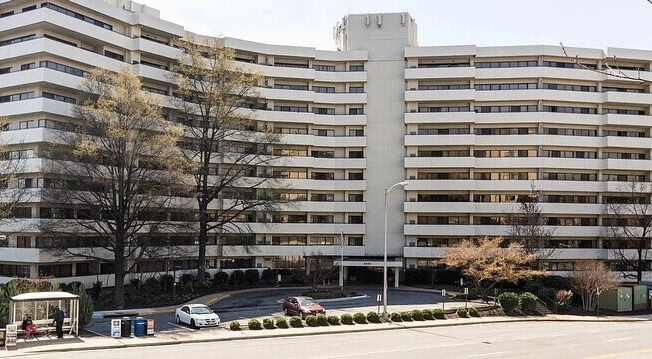5300 COLUMBIA PIKE