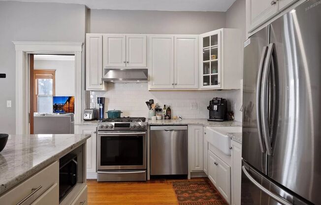 415 6th Street SE