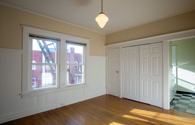 Studio, 1 bath, 400 sqft, $1,185, Unit 203