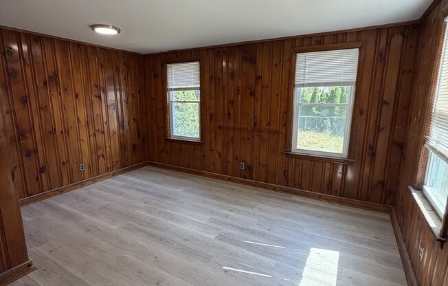 3 beds, 1 bath, 1,138 sqft, $3,100, Unit 1