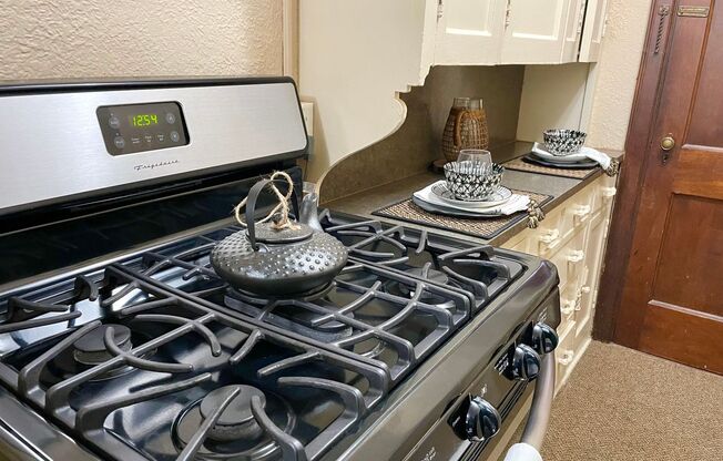 1 bed, 1 bath, 650 sqft, $850, Unit Unit 305  A650