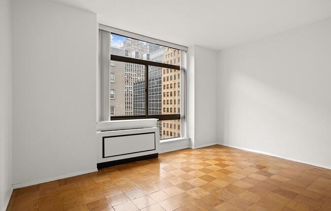 303 E 43 ST