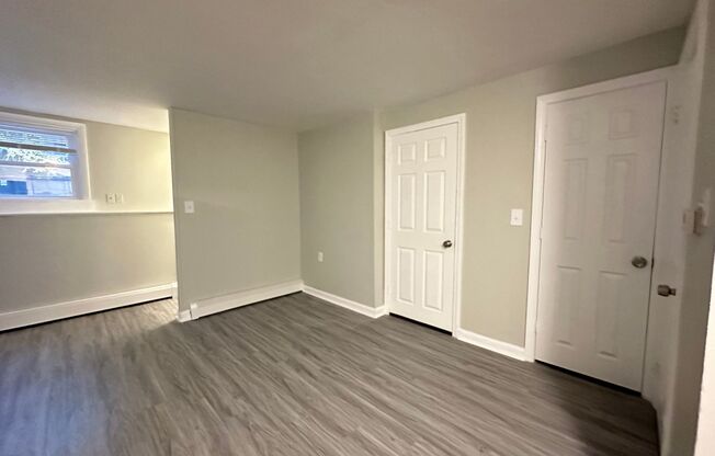 2 beds, 1 bath, 600 sqft, $1,950, Unit Unit 4