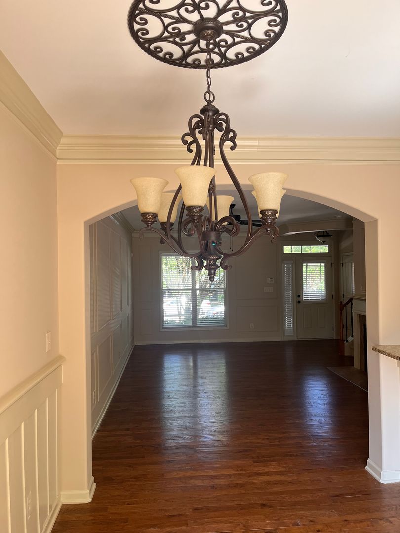 Charming 2 Bed Home in Cary
