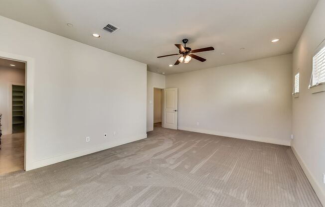 3 beds, 3.5 baths, 2,911 sqft, $4,350, Unit 401