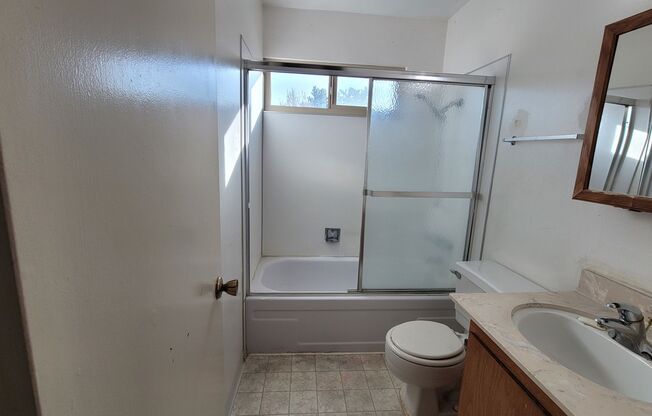 2 beds, 1 bath, $1,805