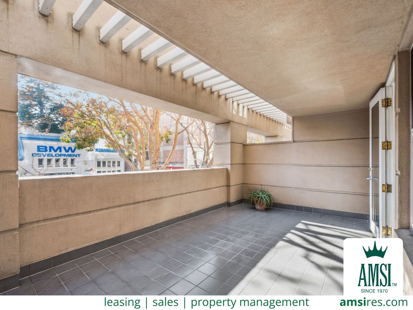 Russian Hill Studio with Expansive Private Balcony, Dedicated Parking + Exceptional Storage