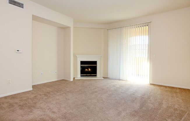 3 beds, 2 baths, 1,315 sqft, $3,295, Unit Unit 0503
