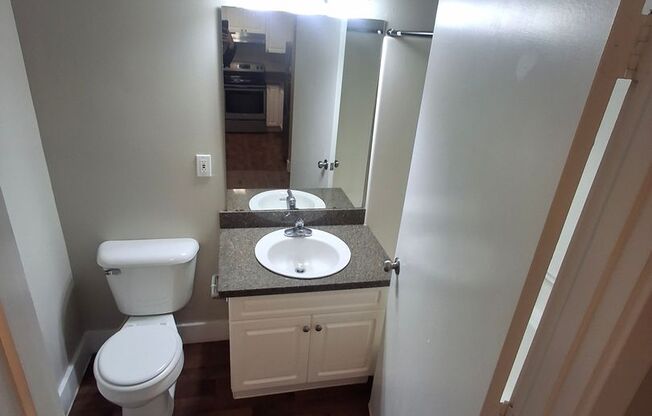 2 beds, 2 baths, 870 sqft, $1,995, Unit 503