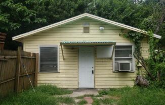 10112 N. Aster Ave Front 10112 N. Aster Ave Back