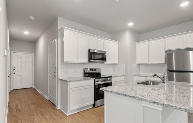 3 beds, 2.5 baths, $1,495, Unit UNIT 102