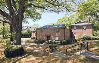 Briarwood Apartments