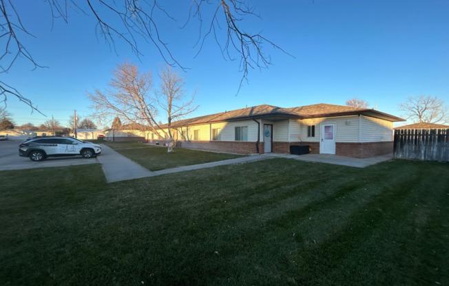 305 East N (Ogallala,NE) - Cedar Wood Apartments