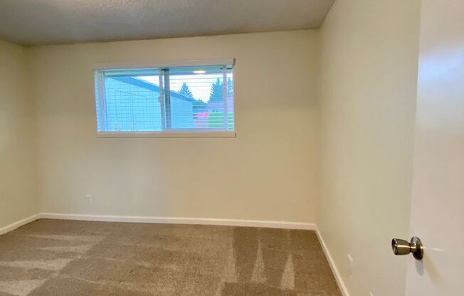 2 beds, 1 bath, 900 sqft, $1,950, Unit 1720-A1