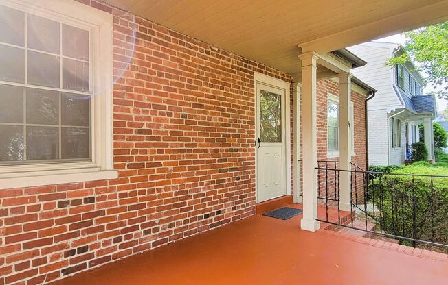 Remodeled brick bungalow with 1st floor living in highly desirable Stonewall Court Subdivision.
