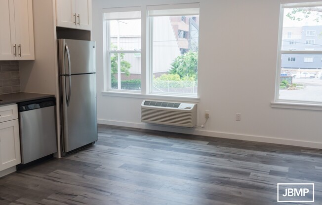 1 bed, 1 bath, 580 sqft, $1,425, Unit 3A