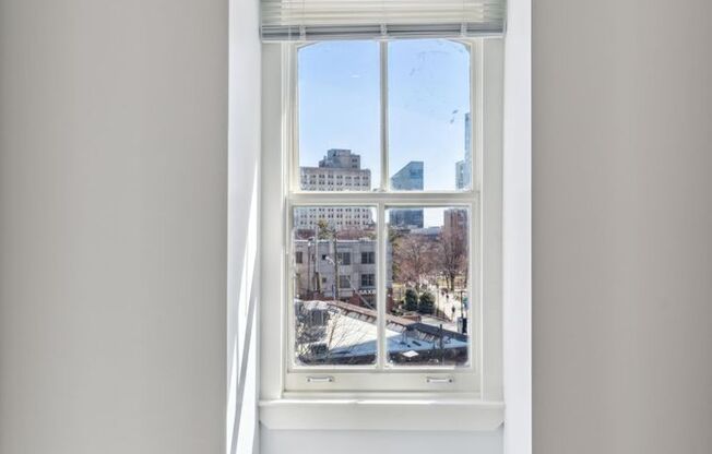 Studio, 1 bath, 400 sqft, $1,700, Unit 21