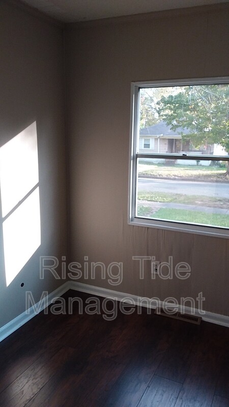 1728 33 ST