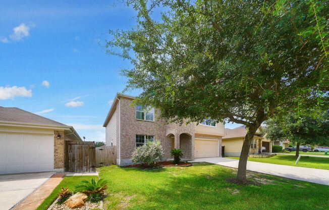 Great 4 Bedroom Home Now Available in Cibolo.