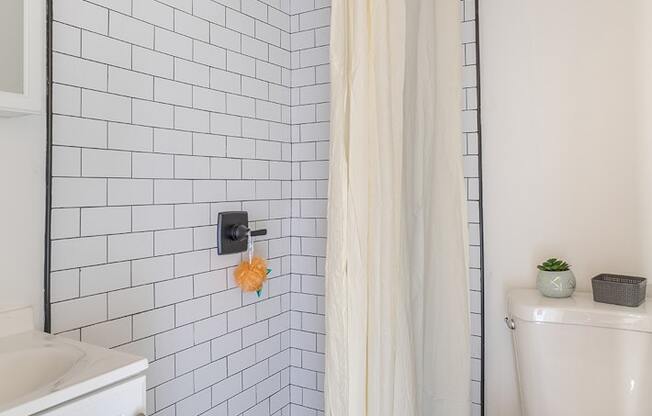 47 E 129 ST