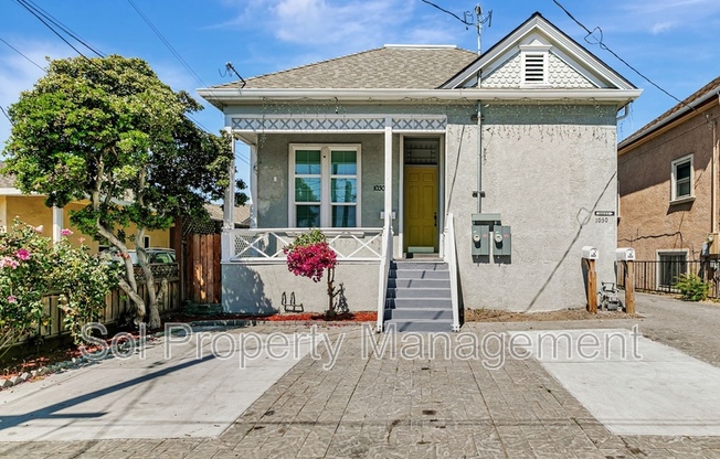 1030 Vine Street