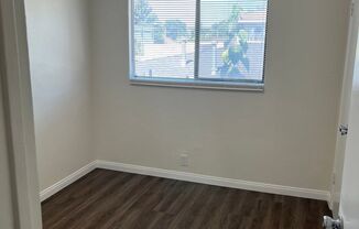 2 beds, 1 bath, $2,300