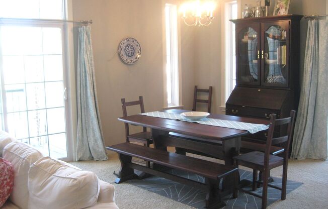 Beautiful 2-Bedroom Luxury Condo in Conshohocken! Available mid-July!