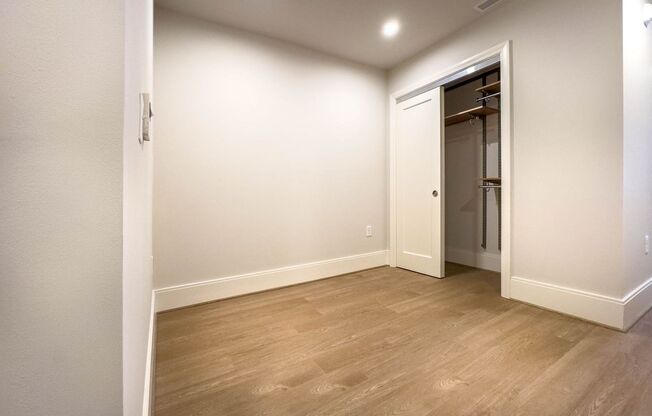 1 bed, 1 bath, $2,800, Unit 201