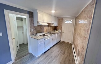 17 Forest St.