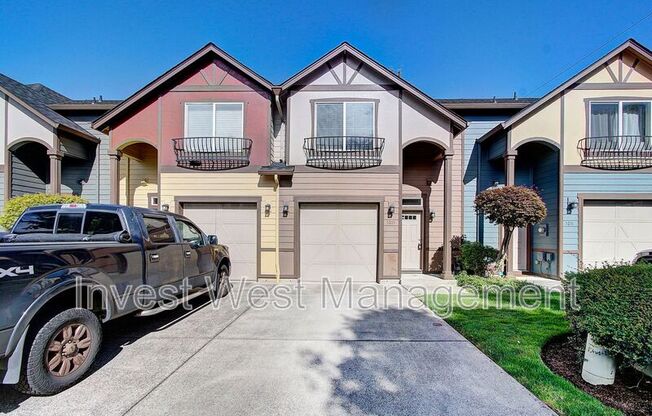 5215 NE 83 PL