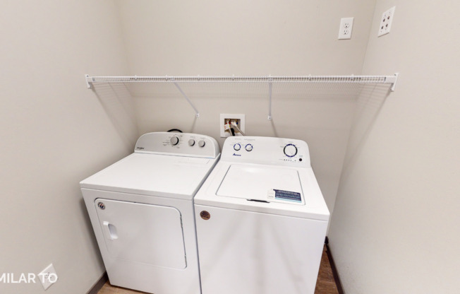 1 bed, 1 bath, 711 sqft, $990, Unit 2905-318