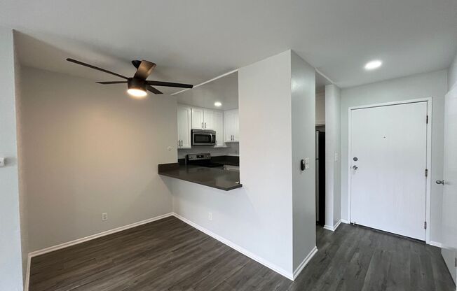 1 bed, 1 bath, 600 sqft, $1,798, Unit 215