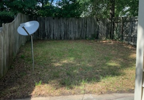 415 Patrick Henry Court - 1