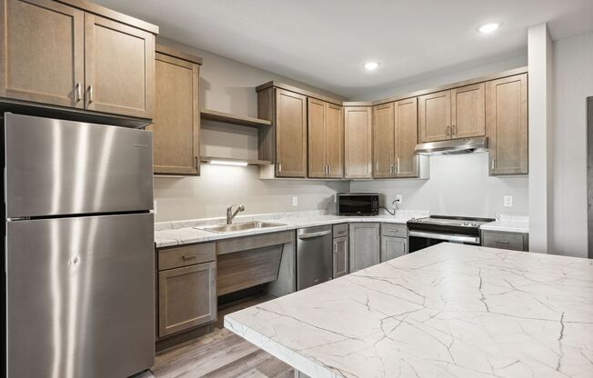 1 bed, 1 bath, 784 sqft, $1,375, Unit 13896 - 216