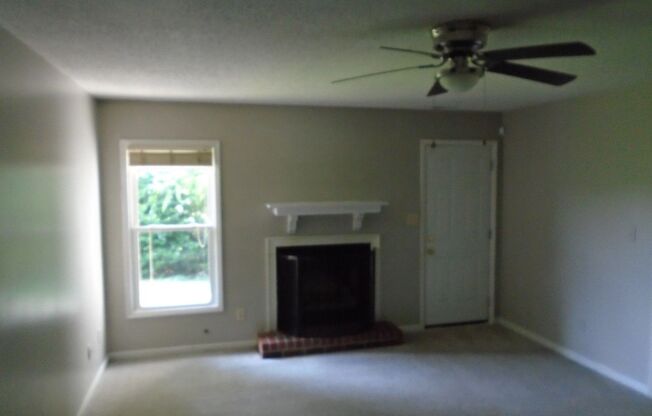 3 beds, 2 baths, $1,500