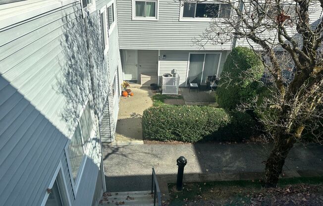 1 bed, 1 bath, $2,700