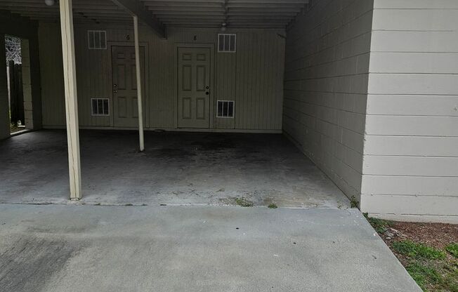 2 Bedroom Rental in St Pete