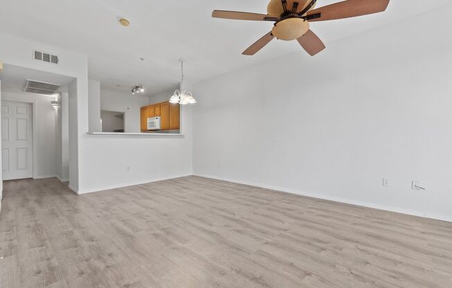 GORGEOUS Condo in Guard Gated Community! Close to Harry Reid Airport!