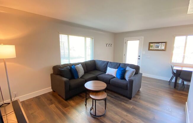 2 beds, 1 bath, $2,395