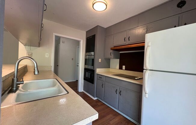 3 bedroom 2 bath in Windsor Forest