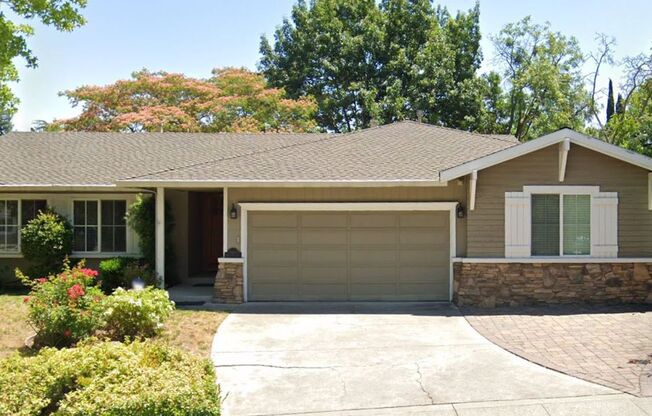 Buena Vista Rancher 4 bed /3 bath - Excellent Locatin