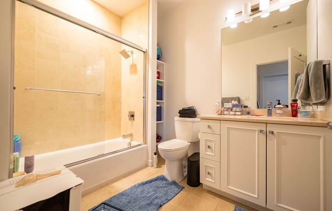 1 bed, 1 bath, 759 sqft, $3,600, Unit 205