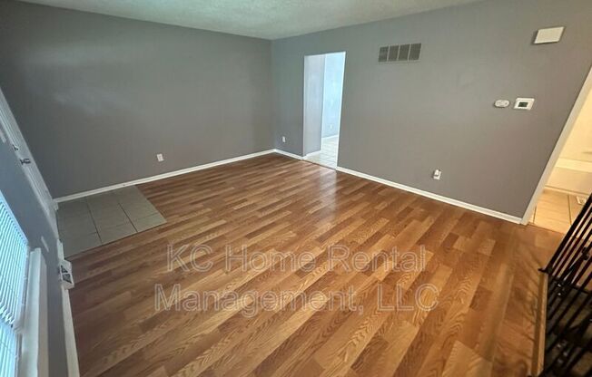 420 N JENNINGS RD