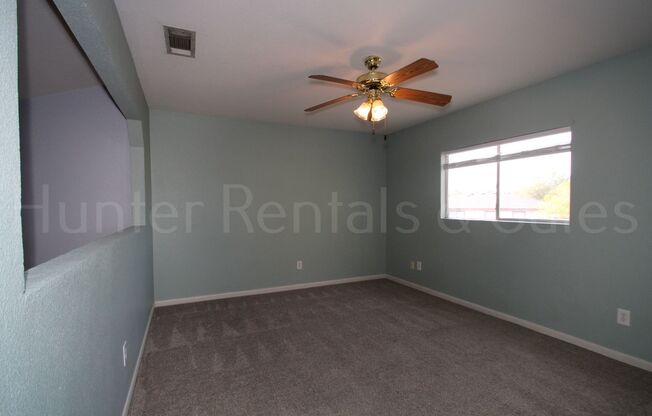 3 beds, 2.5 baths, $1,650